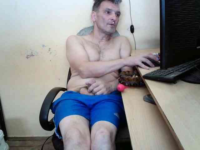 HugeFanny