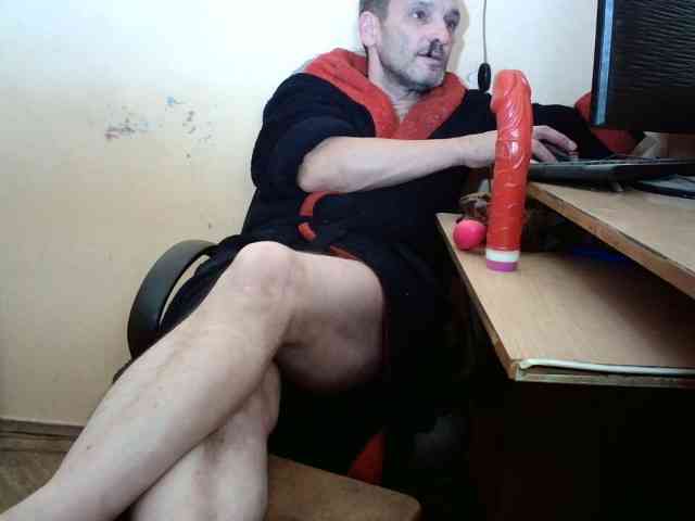 HugeFanny