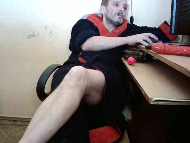 HugeFanny