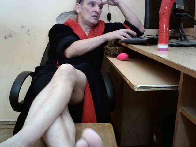 HugeFanny