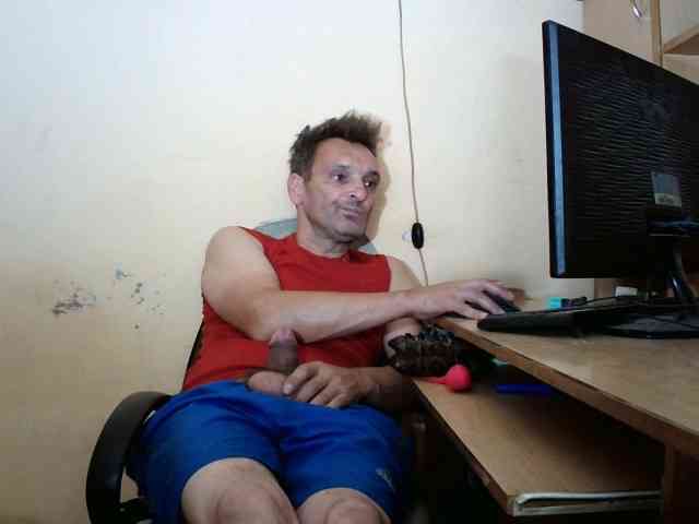 HugeFanny