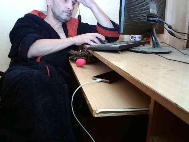 HugeFanny