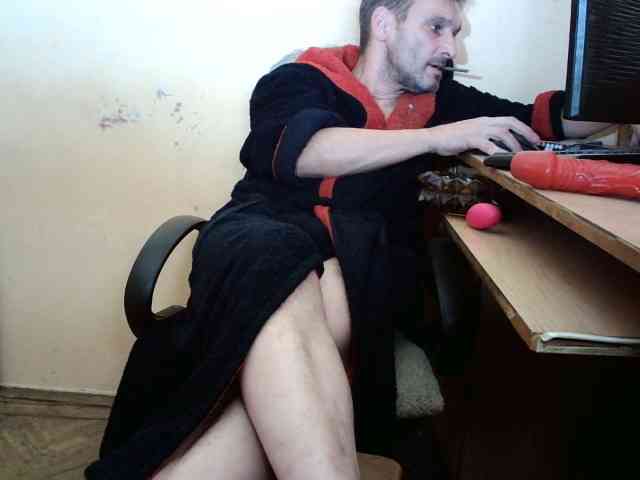 HugeFanny