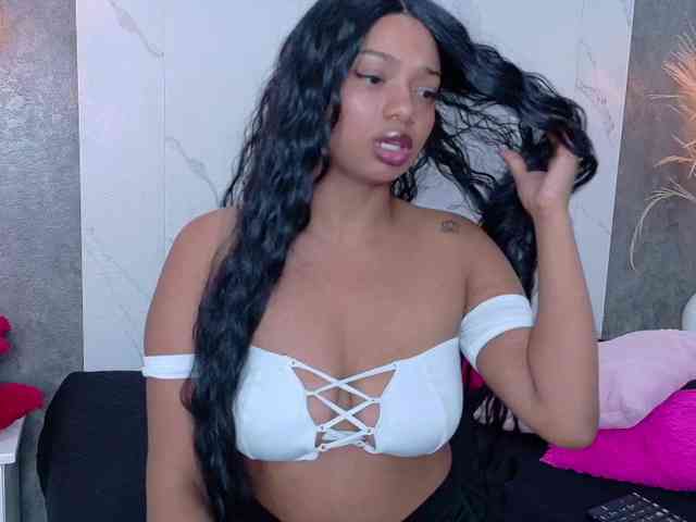 KetraWestt webcam