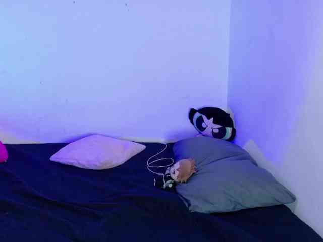KetraWestt webcam