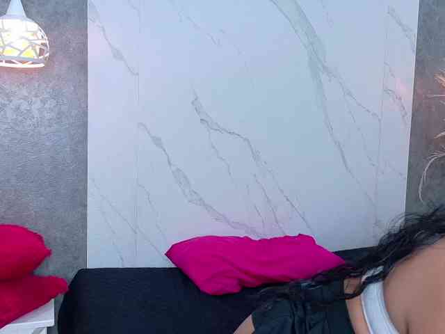KetraWestt webcam