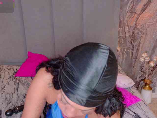 KetraWestt webcam