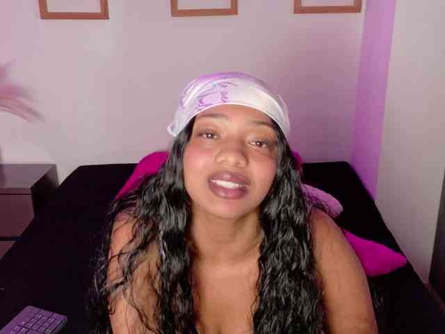 KetraWestt webcam