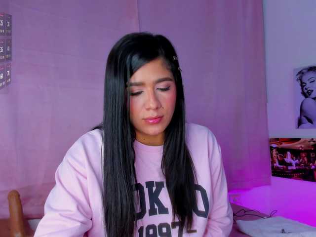 ariana111's BongaCams show and profile