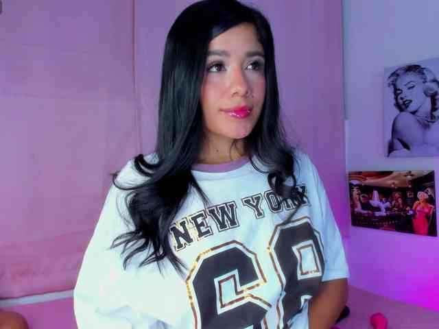 ariana111 webcam
