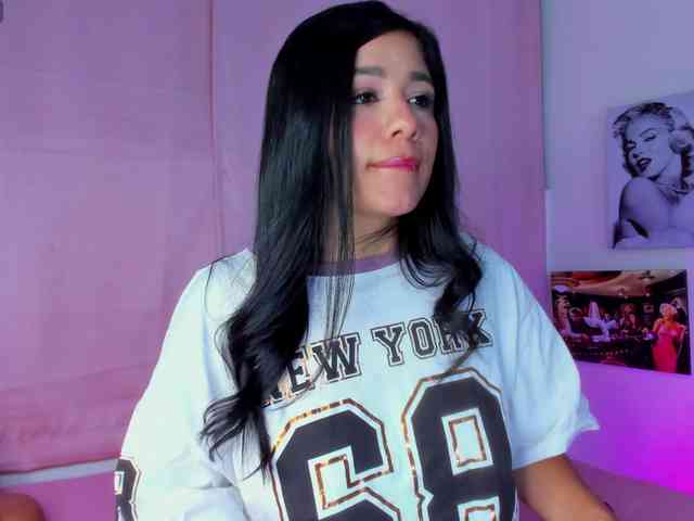 ariana111 webcam