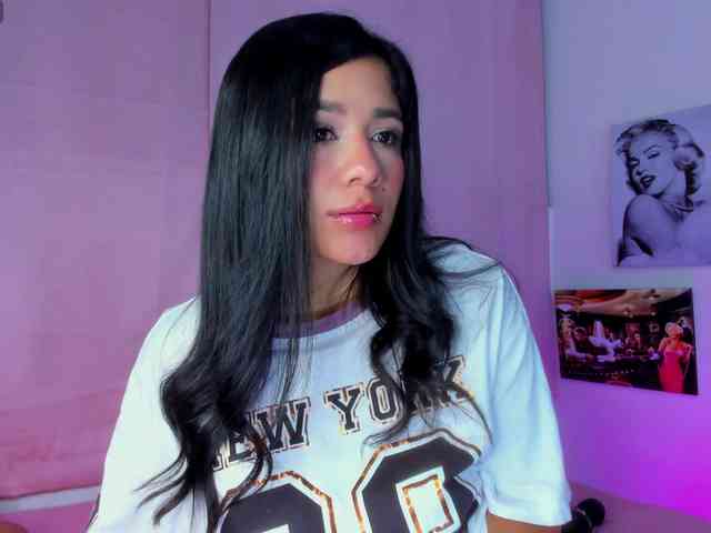 ariana111 webcam