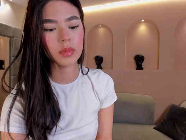 EllieScott webcam