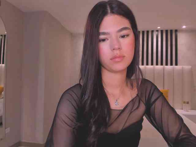 EllieScott webcam
