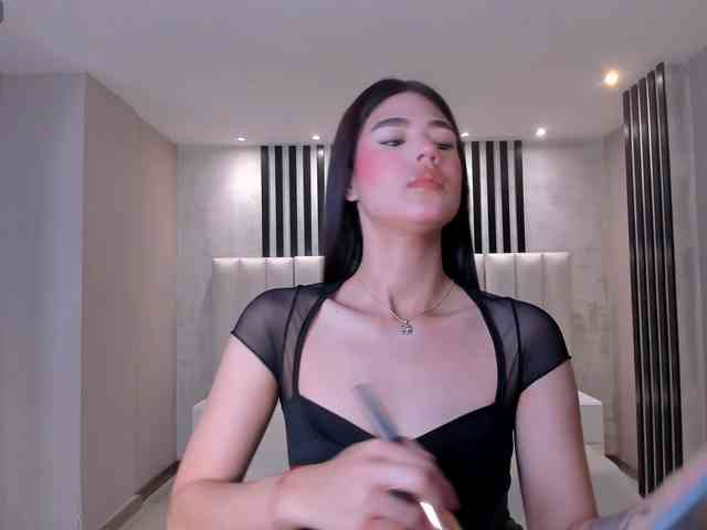 EllieScott webcam