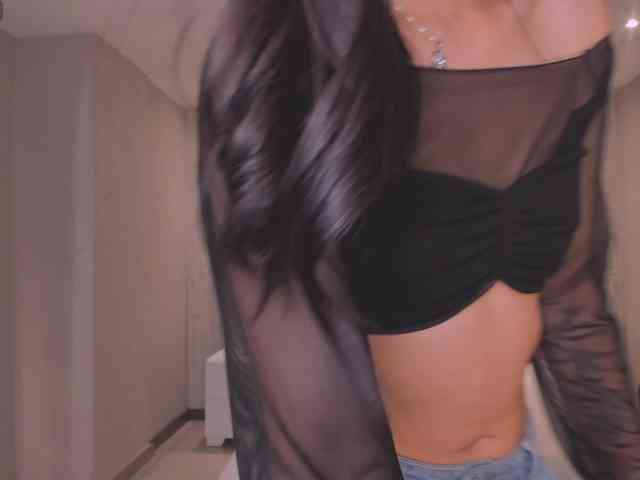 EllieScott webcam