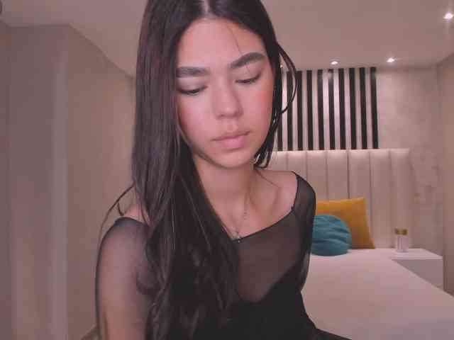 EllieScott webcam