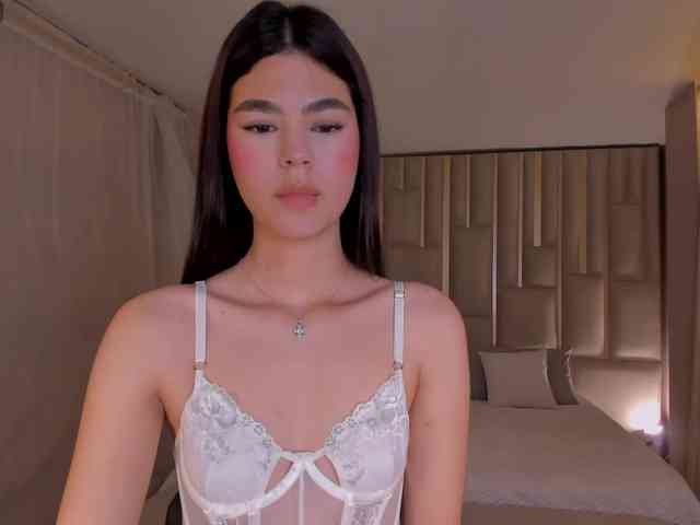 EllieScott webcam
