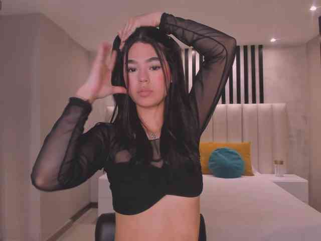 EllieScott webcam