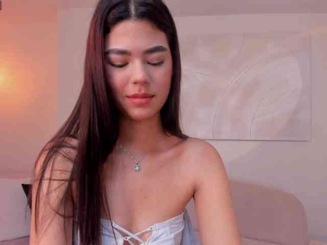 EllieScott webcam