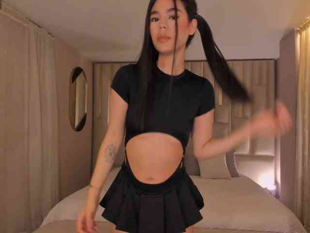 EllieScott webcam