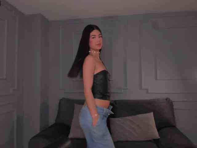 EllieScott webcam