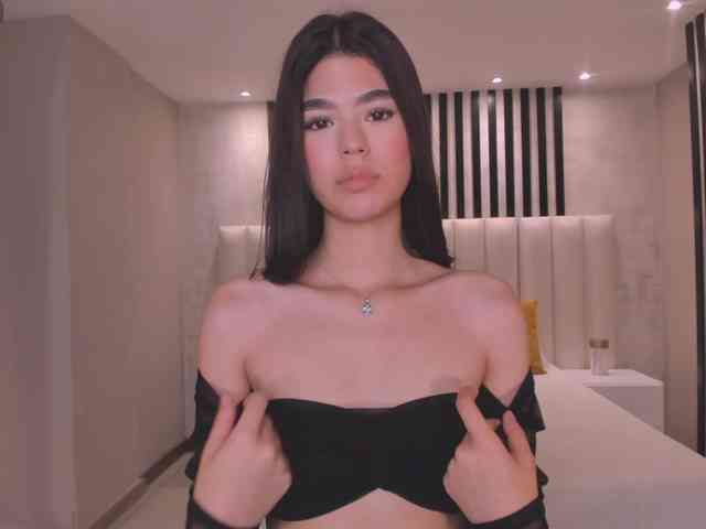 EllieScott webcam
