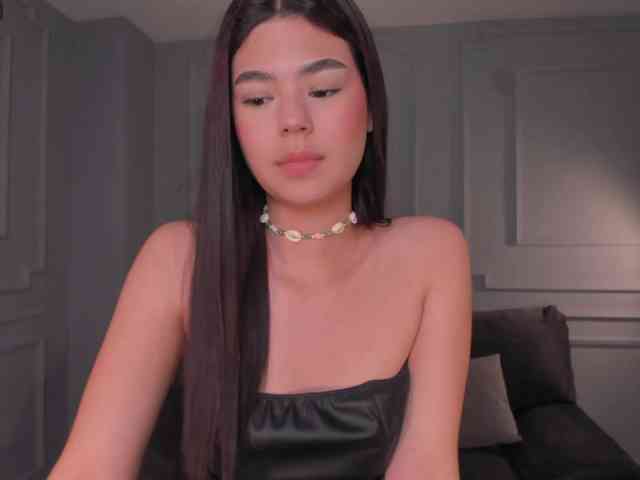 EllieScott webcam