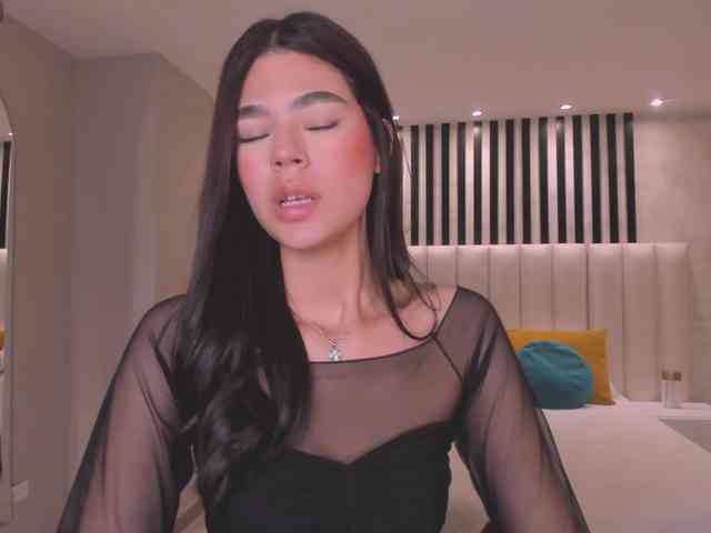 EllieScott webcam