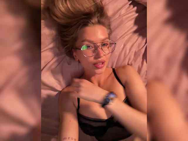 webcam live Sweetpeach77