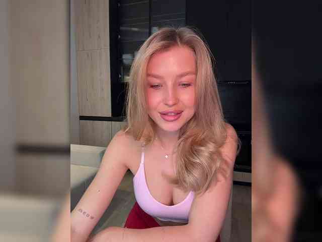 sweeetpeach webcam