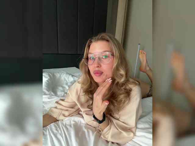 sweetpeach77 webcam