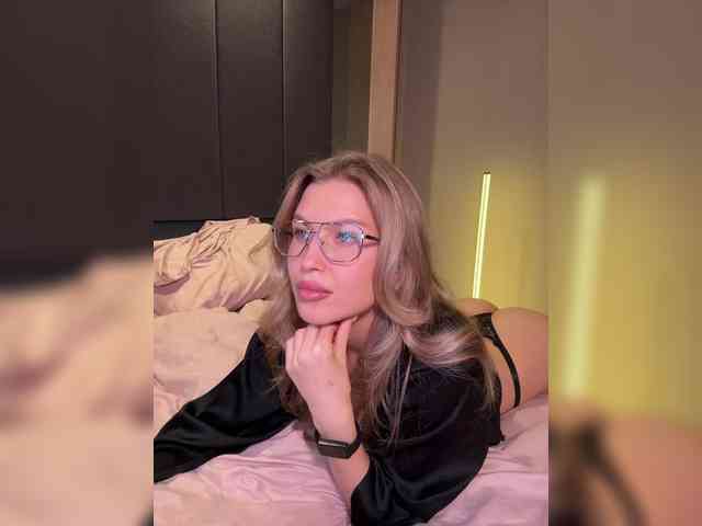 sweetpeach77 webcam