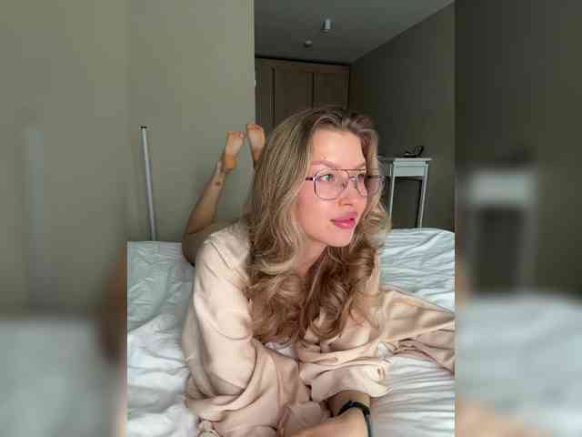 Модель: sweetpeach77