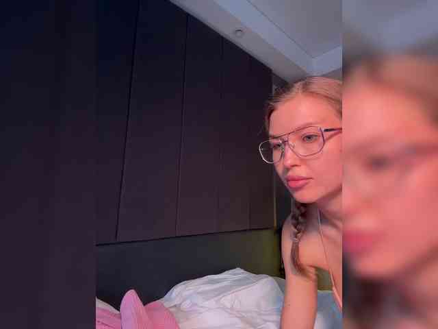 sweetpeach77 webcam