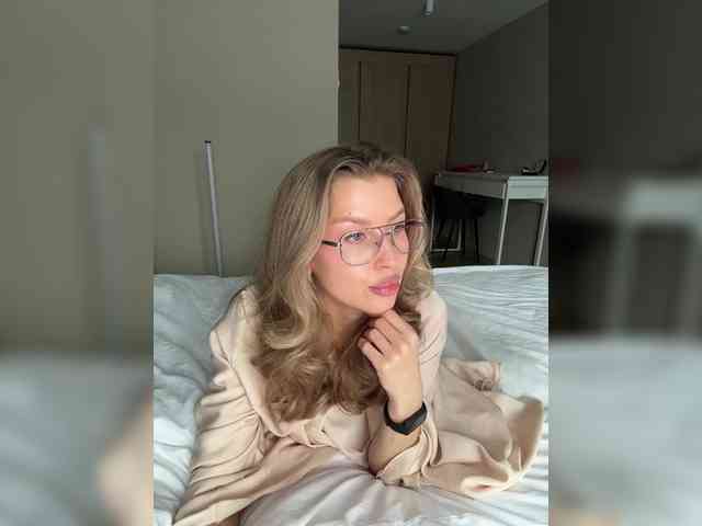 sweetpeach77 webcam