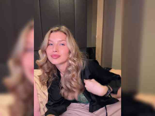 private live sexshow Sweetpeach77