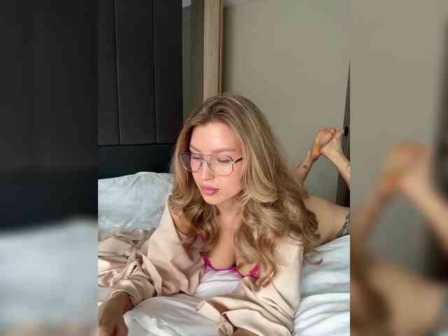 sweetpeach77 webcam