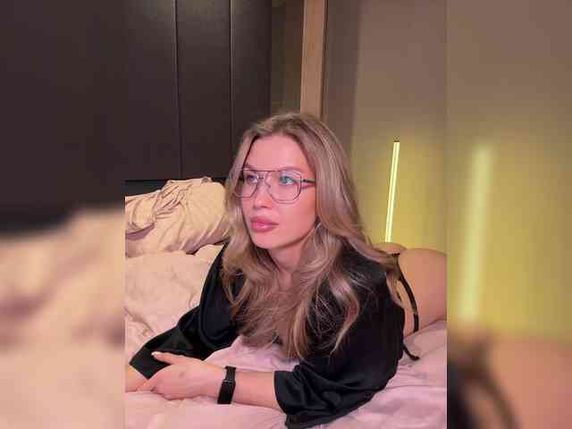 sweetpeach77 webcam