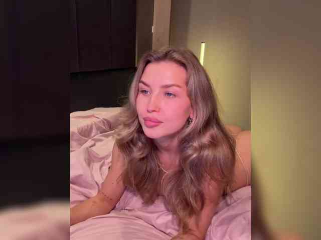 sweetpeach77 webcam