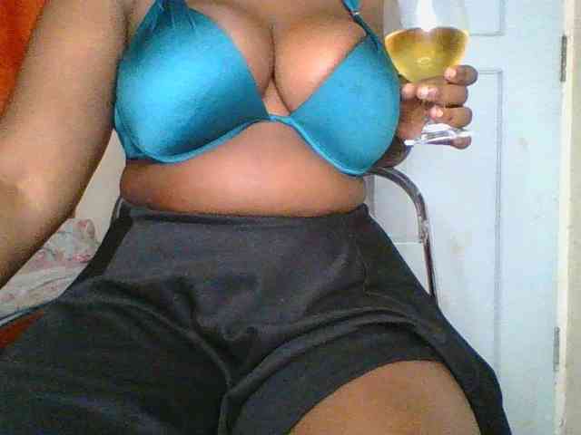 bigzonroe24 webcam