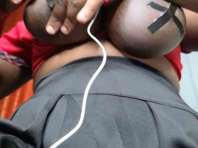 bigzonroe24 webcam
