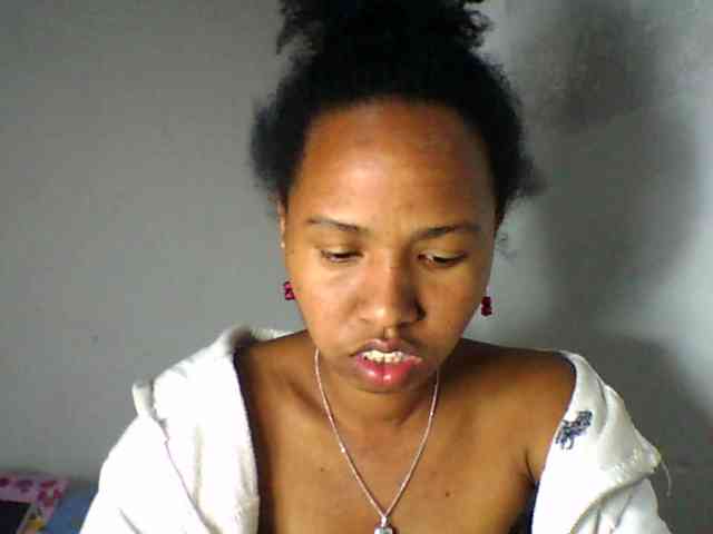 Nelliesexy webcam