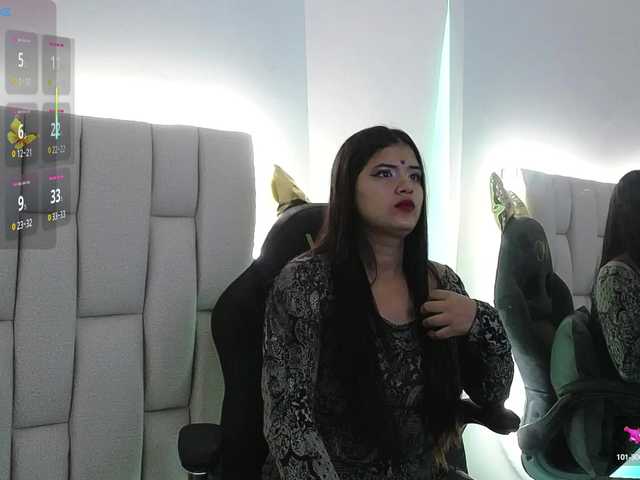 nayayalitza webcam