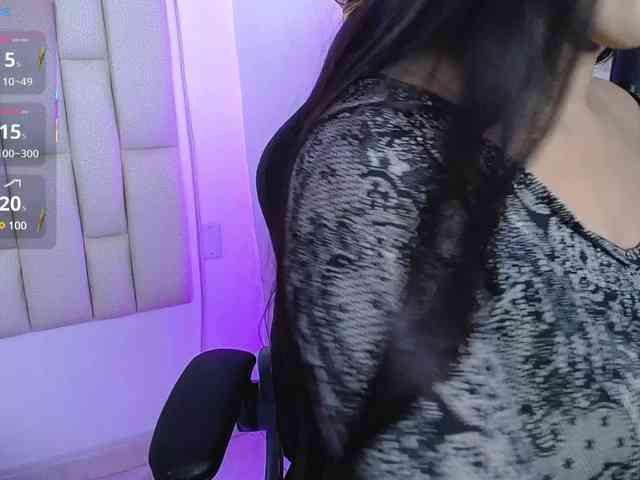 nayayalitza webcam