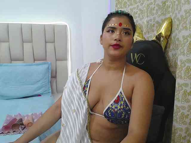 nayayalitza webcam