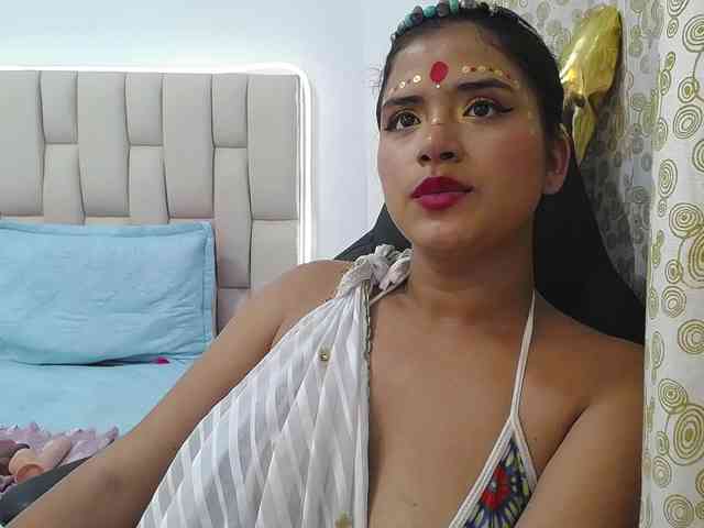 nayayalitza webcam