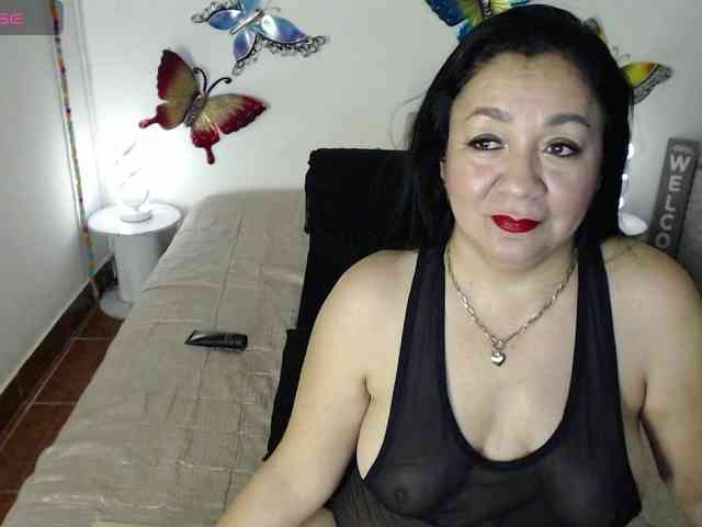 Lady-mature webcam