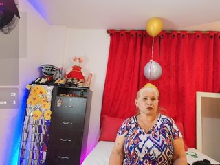 girl-amada Porn Show