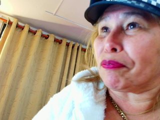 girl-amada Porn Show